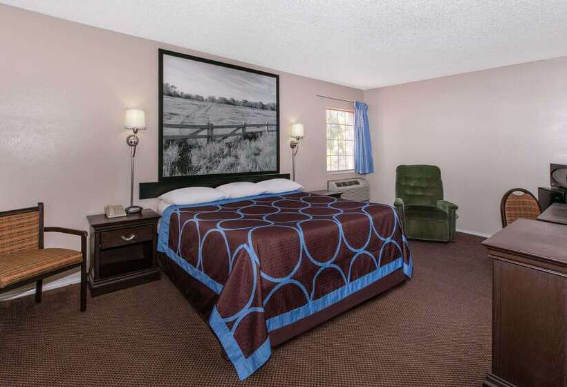 فندق على الطريق Super 8 By Wyndham Lubbock Civic Center North