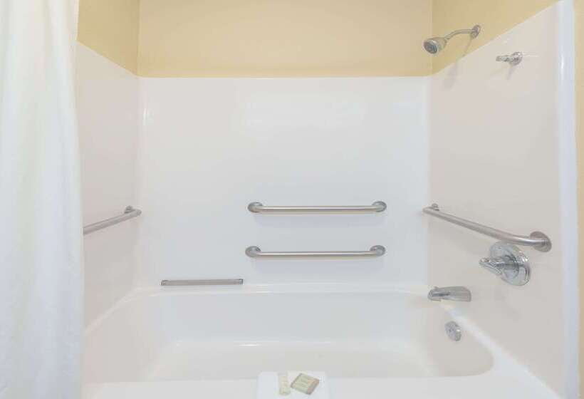 מוטל Super 8 By Wyndham Martinsville