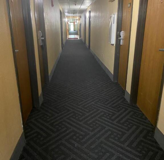 Мотель Super 8 By Wyndham Maysville Ky