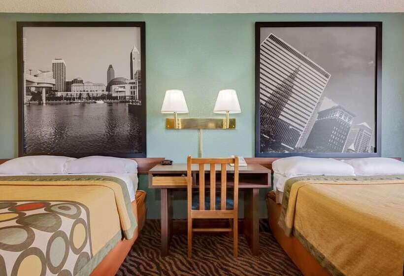 فندق على الطريق Super 8 By Wyndham Mentor/cleveland Area