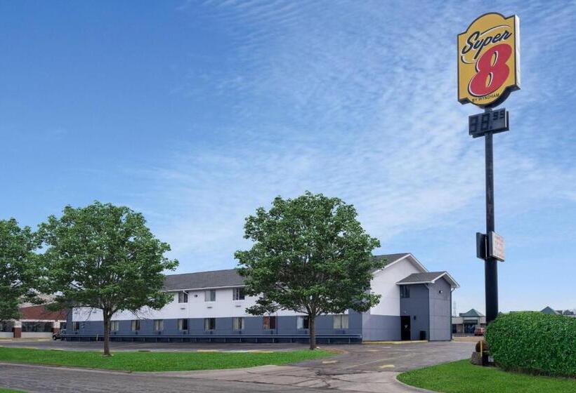 فندق على الطريق Super 8 By Wyndham Merrillville