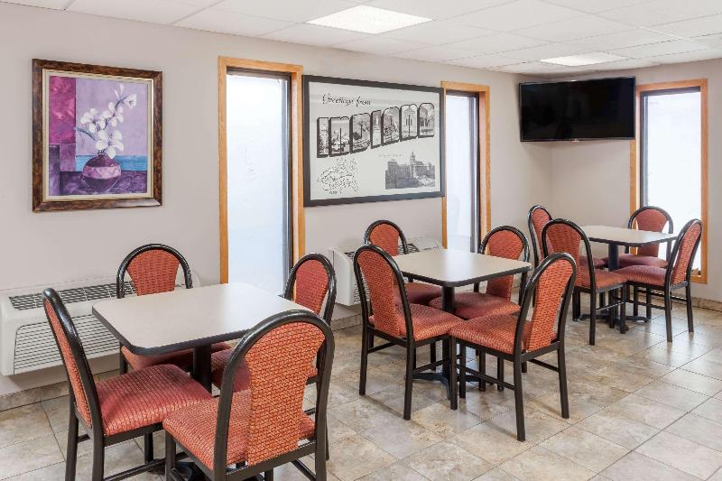 فندق على الطريق Super 8 By Wyndham Michigan City