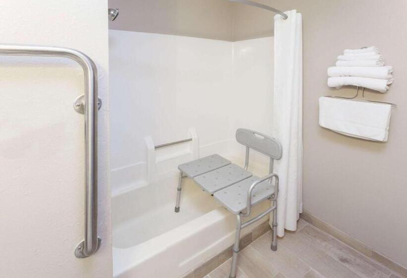 فندق على الطريق Super 8 By Wyndham Michigan City