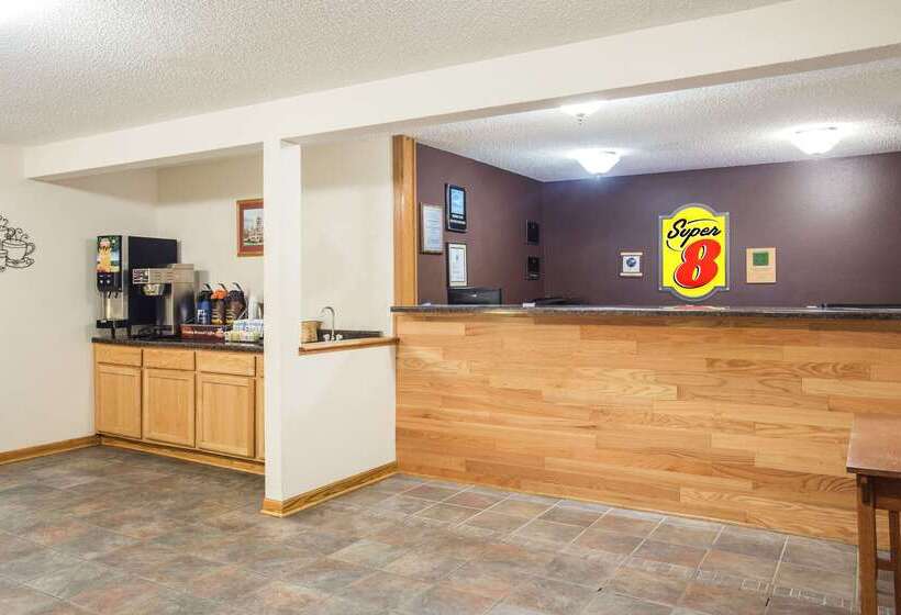 فندق على الطريق Super 8 By Wyndham Monroe Wi