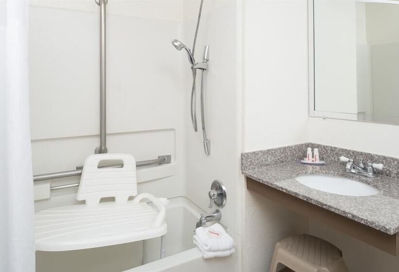 فندق على الطريق Super 8 By Wyndham Nampa