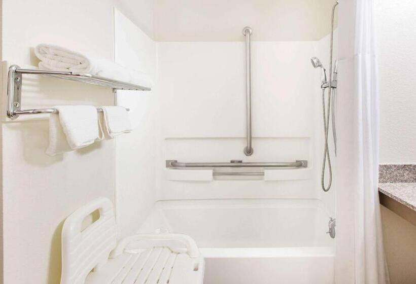 فندق على الطريق Super 8 By Wyndham Nampa