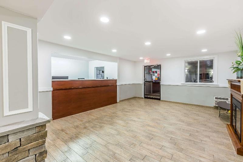 Мотель Fairbridge Inn Express Nyack