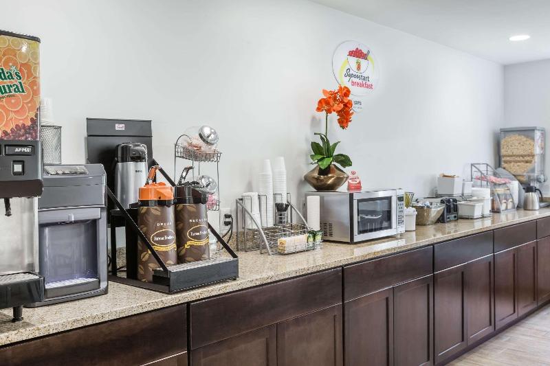 Мотель Fairbridge Inn Express Nyack