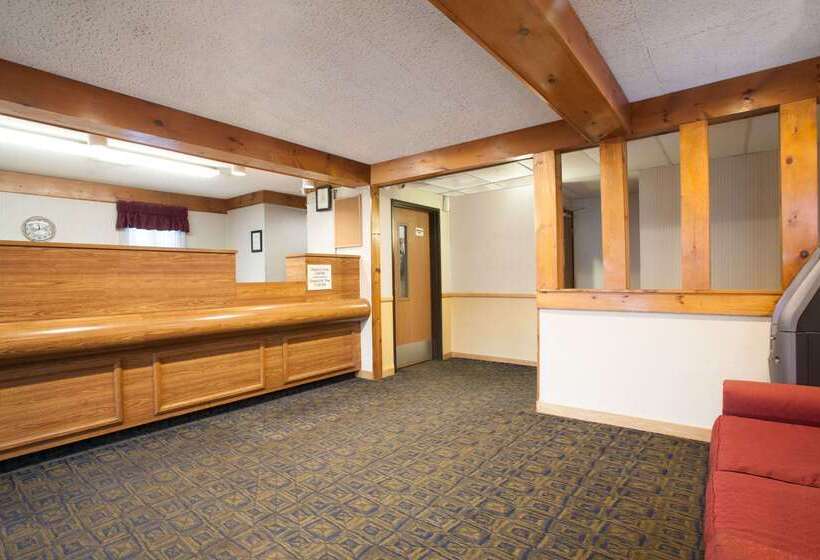 汽车旅馆 Super 8 By Wyndham Oneonta/cooperstown