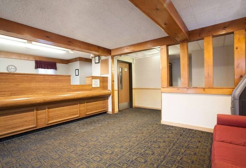 汽车旅馆 Super 8 By Wyndham Oneonta/cooperstown