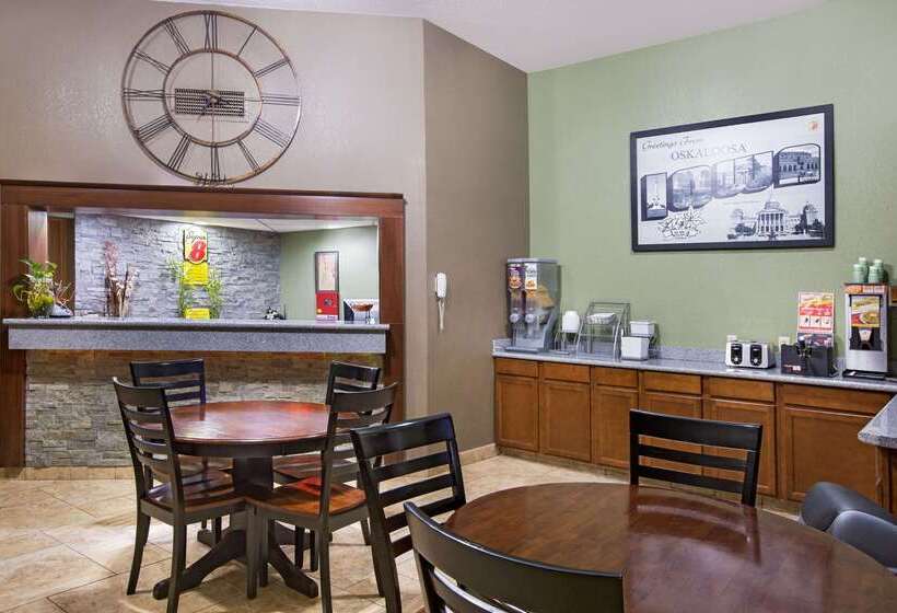 فندق على الطريق Quality Inn Oskaloosa