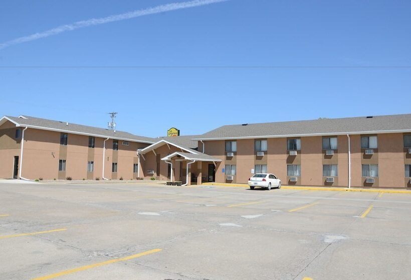 فندق على الطريق Quality Inn Oskaloosa