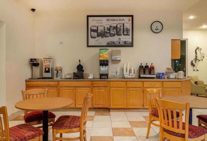 モーテル Super 8 By Wyndham Pendleton