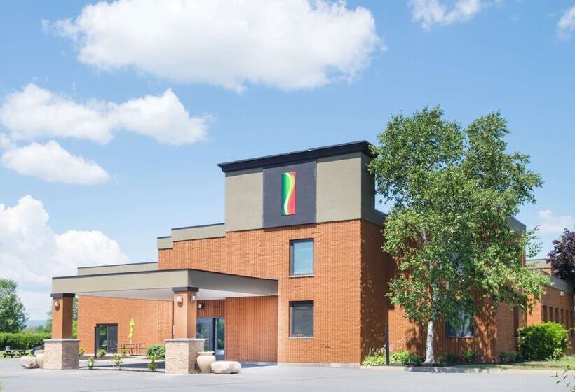 فندق على الطريق Super 8 By Wyndham Plattsburgh