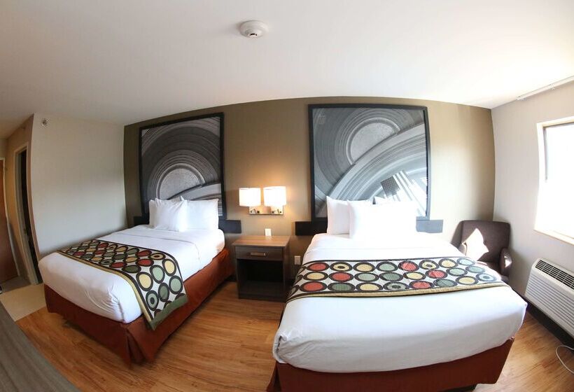 فندق على الطريق Super 8 By Wyndham Portsmouth