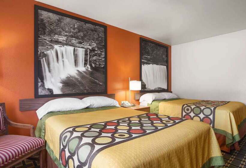 מוטל Super 8 By Wyndham Prestonsburg