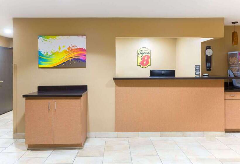 Мотель Super 8 By Wyndham Radcliff Ft. Knox Area