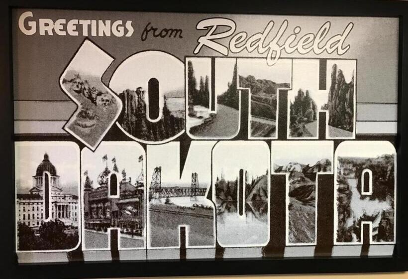 モーテル Super 8 By Wyndham Redfield