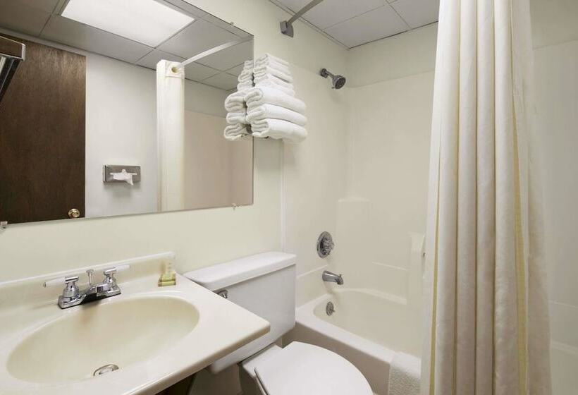 モーテル Super 8 By Wyndham Redfield