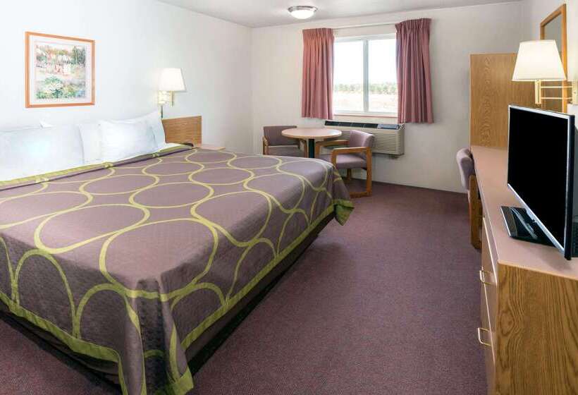 فندق على الطريق Super 8 By Wyndham Redmond