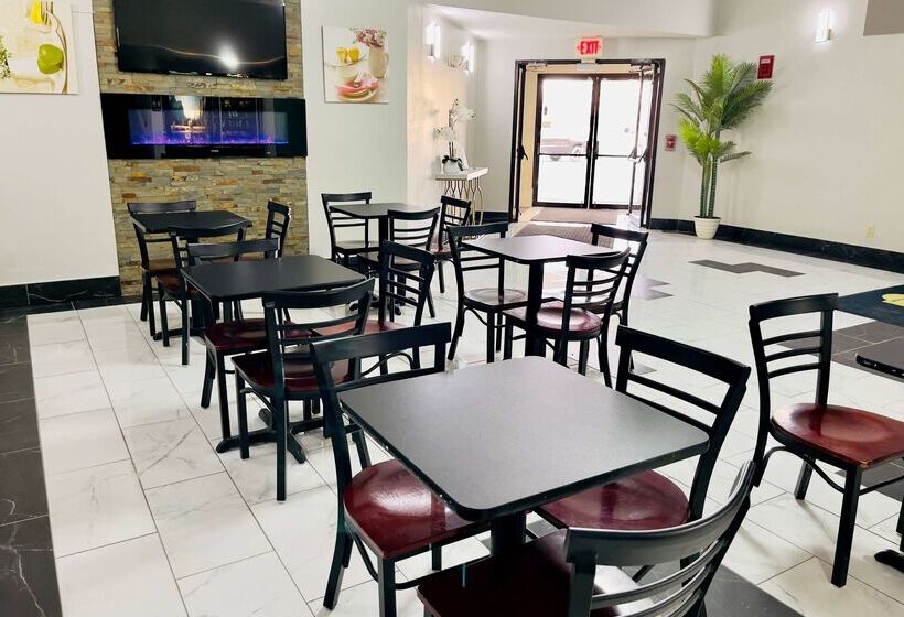 فندق على الطريق Super 8 By Wyndham Shakopee