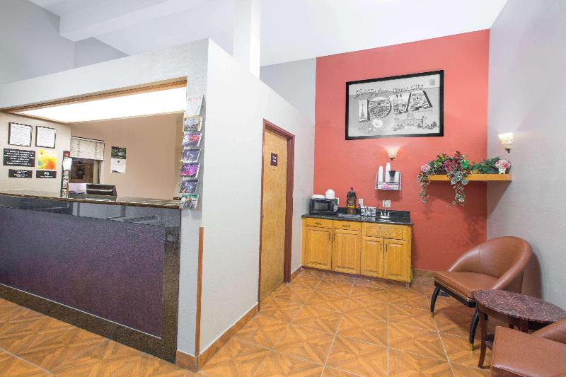 مُتل Super 8 By Wyndham Sioux City/morningside Area