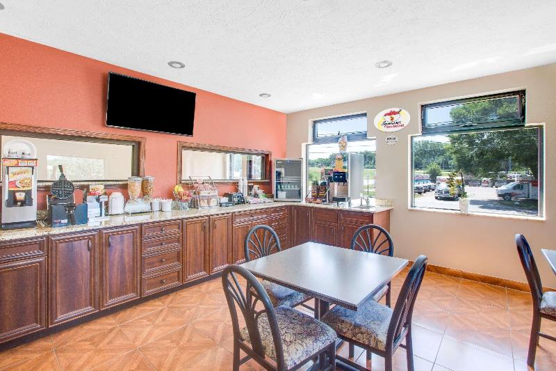 Мотель Super 8 By Wyndham Sioux City/morningside Area