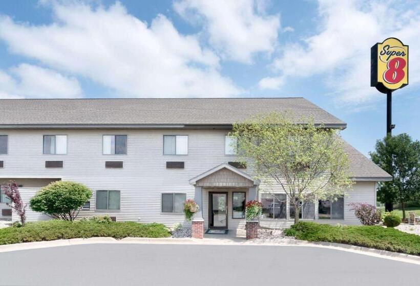 فندق على الطريق Super 8 By Wyndham Sparta