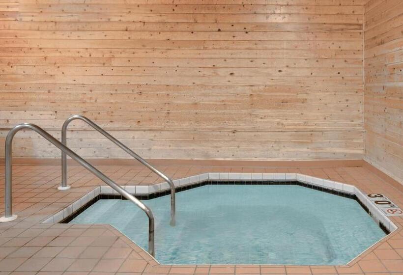 فندق على الطريق Super 8 By Wyndham Sparta