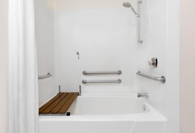 فندق على الطريق Super 8 By Wyndham Sparta