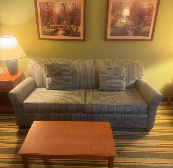 فندق على الطريق Super 8 By Wyndham Sparta