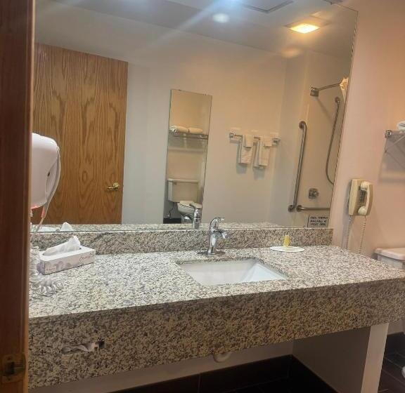 فندق على الطريق Super 8 By Wyndham Sparta