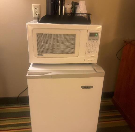 فندق على الطريق Super 8 By Wyndham Sparta