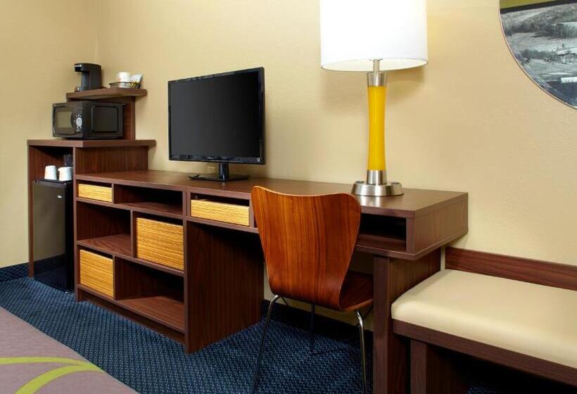 فندق على الطريق Super 8 By Wyndham St. Clairsville Oh/wheeling Wv Area