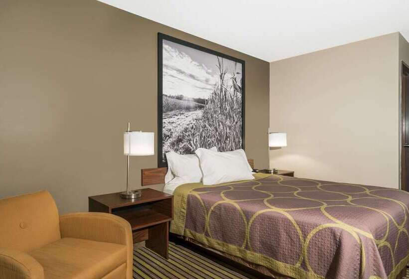 فندق على الطريق Super 8 By Wyndham St. Cloud