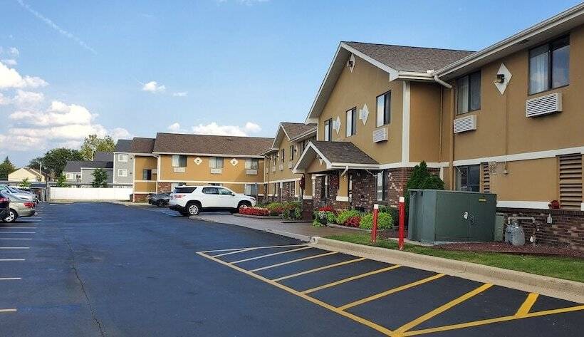 모텔 Super 8 By Wyndham Sterling Heights/detroit Area