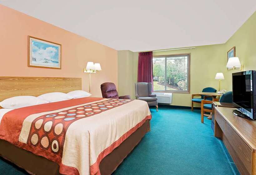 Мотель Super 8 By Wyndham Sturgeon Bay