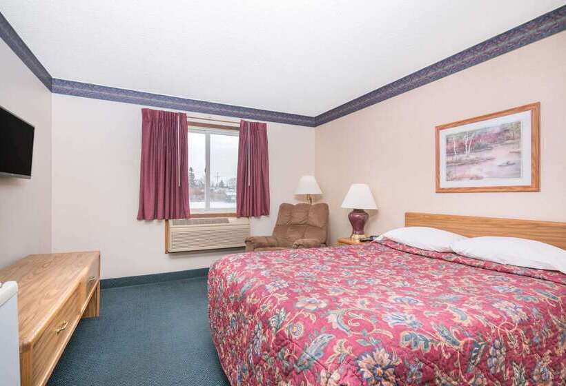 مُتل Super 8 By Wyndham Superior Wi