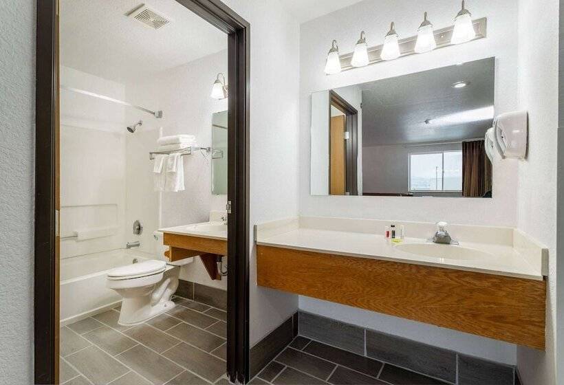 فندق على الطريق Super 8 By Wyndham The Dalles Or