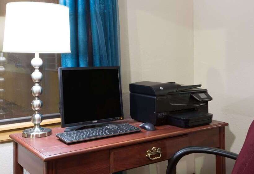 فندق على الطريق Super 8 By Wyndham Tucumcari