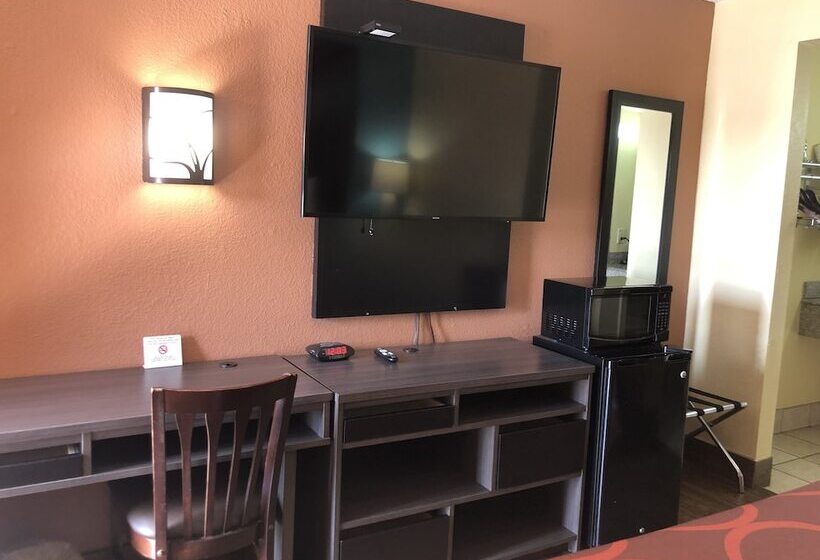 فندق على الطريق Super 8 By Wyndham Tulsa