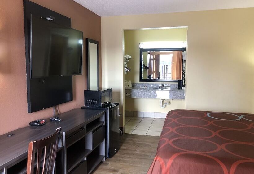 فندق على الطريق Super 8 By Wyndham Tulsa