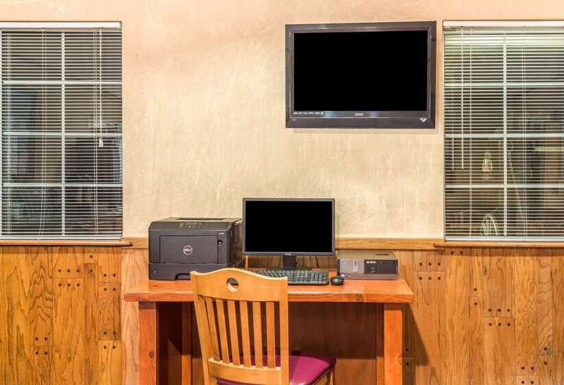 모텔 Super 8 By Wyndham Wickenburg Az