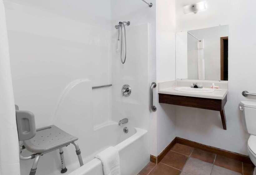 فندق على الطريق Super 8 By Wyndham Winner Sd