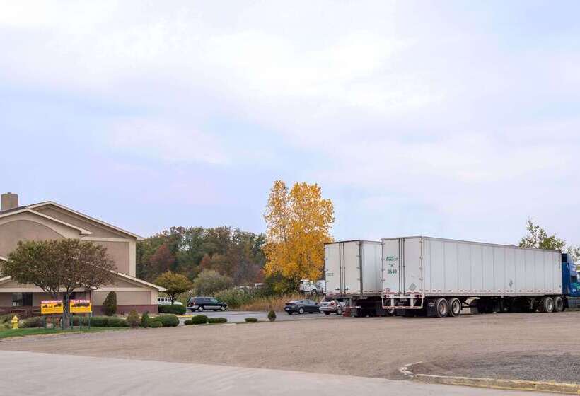 Мотель Super 8 By Wyndham Youngstown/austintown