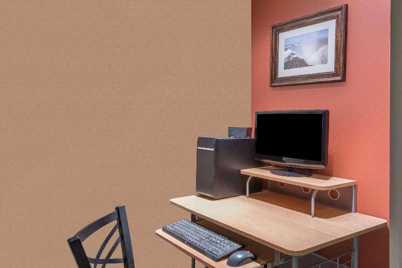 Мотель Super 8 By Wyndham Youngstown/austintown