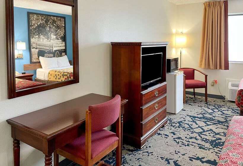 모텔 Rodeway Inn Near I 35 Lamoni