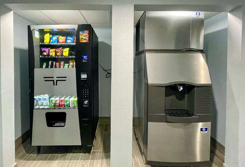 모텔 Rodeway Inn Near I 35 Lamoni