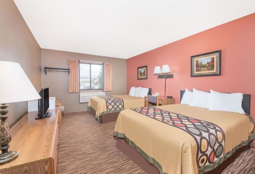 فندق على الطريق Super 8 By Wyndham Warroad