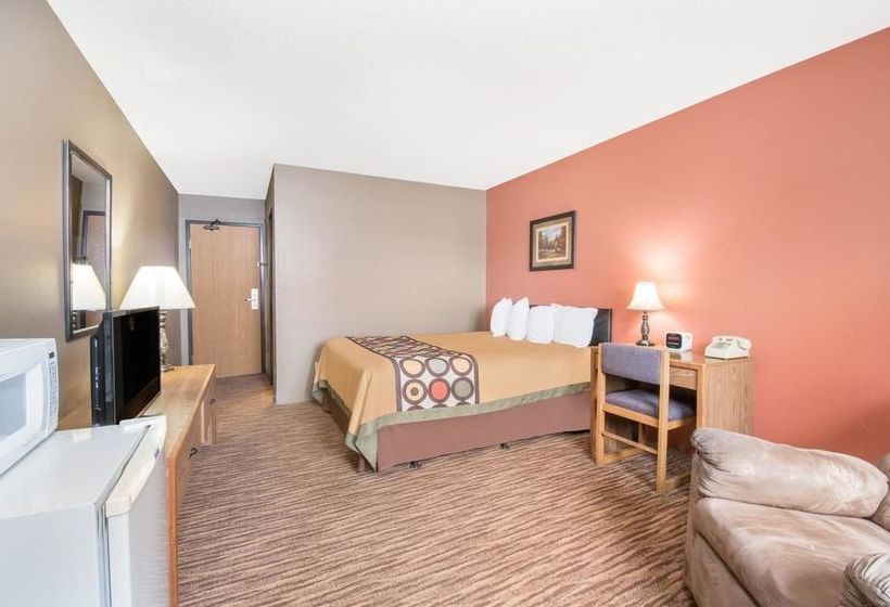 فندق على الطريق Super 8 By Wyndham Warroad